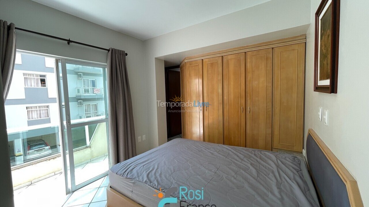 Apartamento para aluguel de temporada em Itapema (Meia Praia)