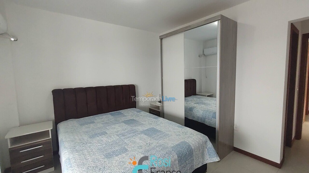 Apartamento para aluguel de temporada em Itapema (Meia Praia)