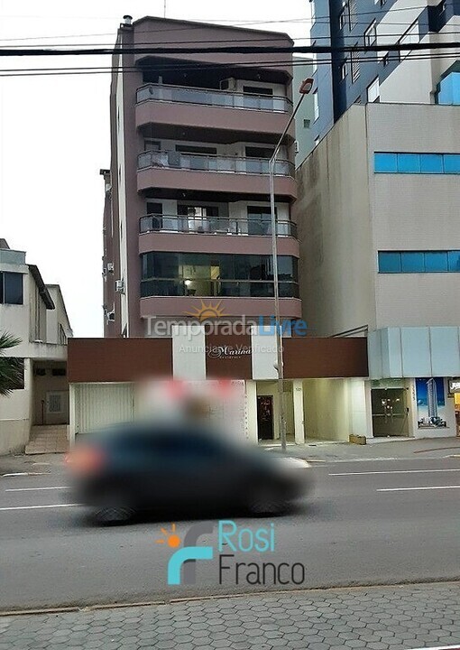 Apartamento para aluguel de temporada em Itapema (Meia Praia)