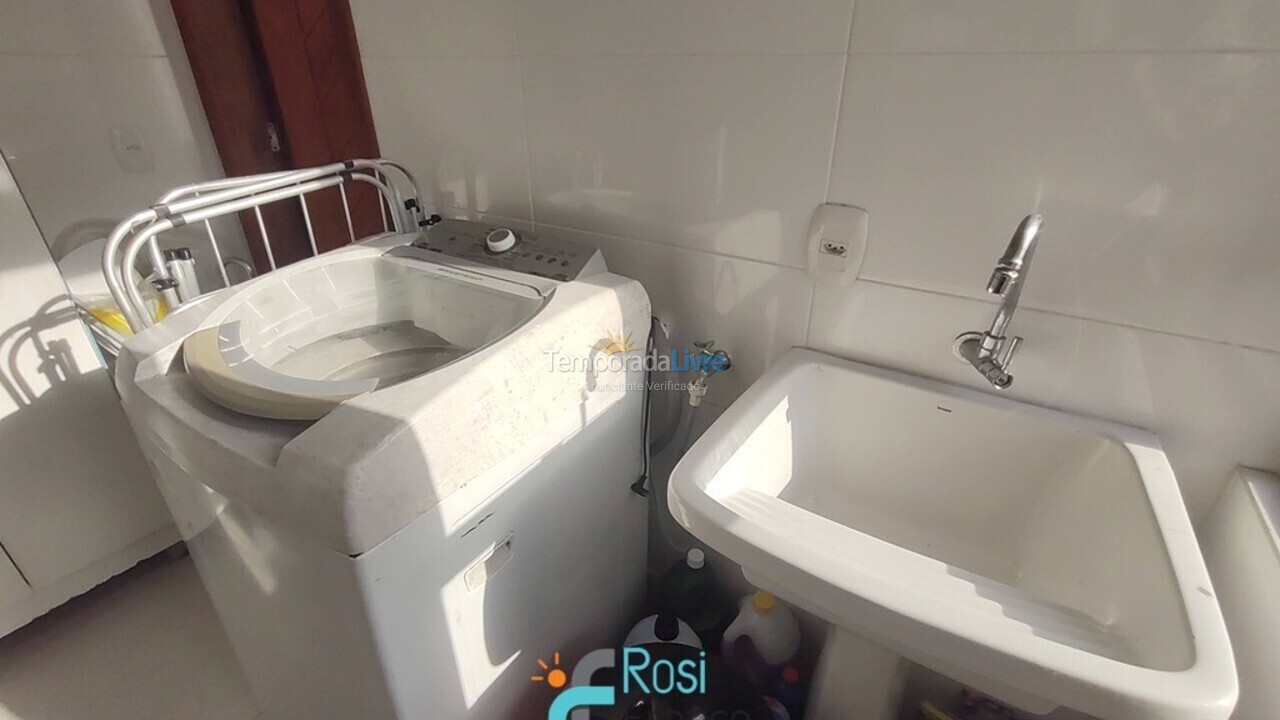 Apartamento para aluguel de temporada em Itapema (Meia Praia)