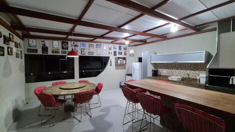 BEAUTIFUL TRIPLEX APARTMENT BY THE SEA, 4 DOUBLE BEDROOMS