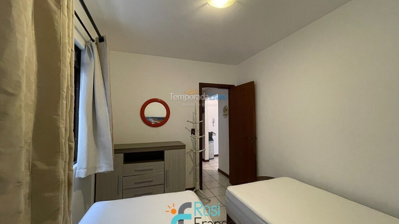 Apartment for vacation rental in Itapema (Meia Praia)