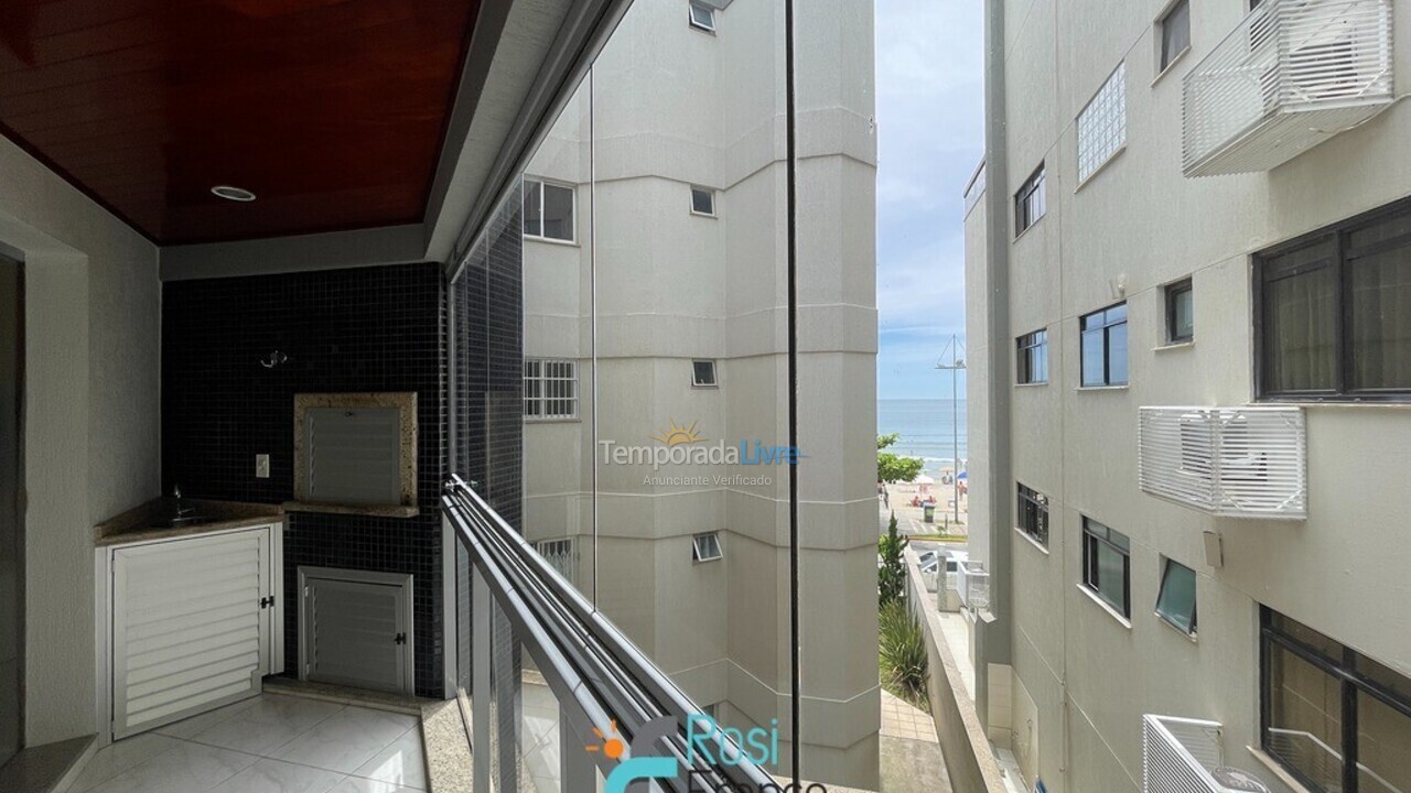 Apartamento para aluguel de temporada em Itapema (Meia Praia)