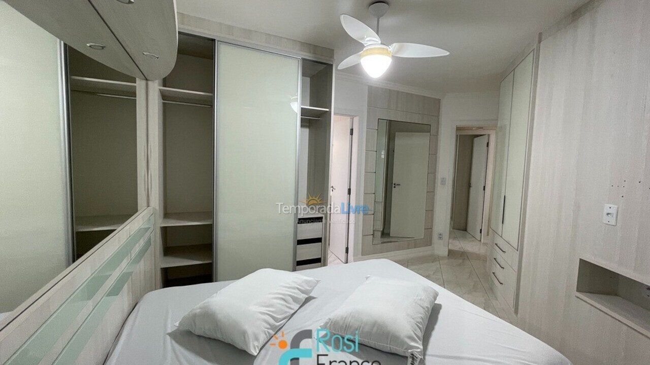 Apartamento para aluguel de temporada em Itapema (Meia Praia)