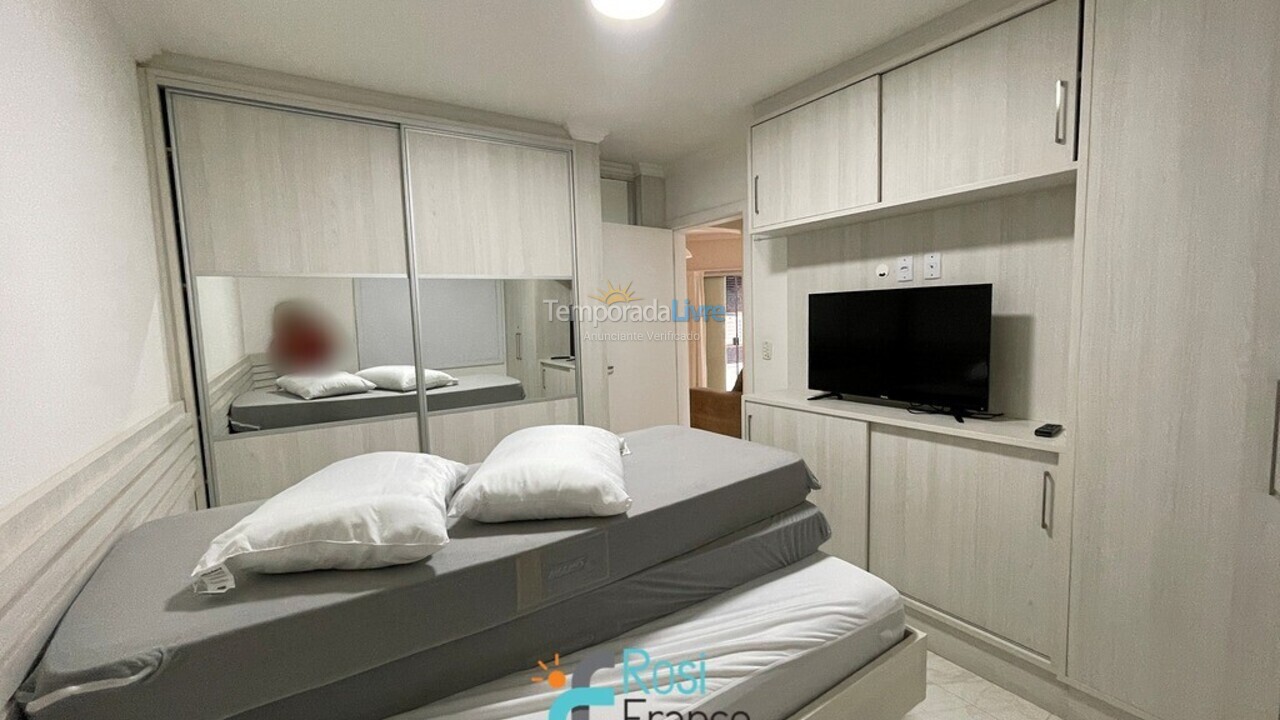 Apartamento para aluguel de temporada em Itapema (Meia Praia)