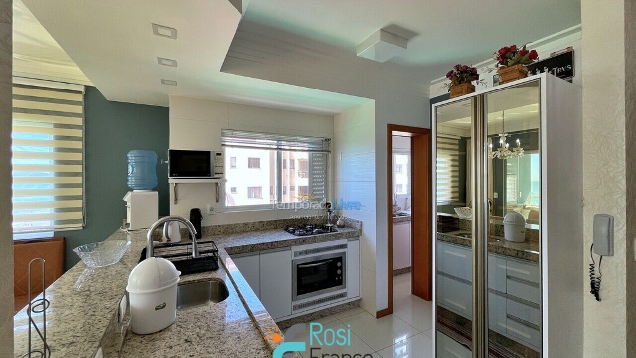 Apartment for vacation rental in Itapema (Meia Praia)