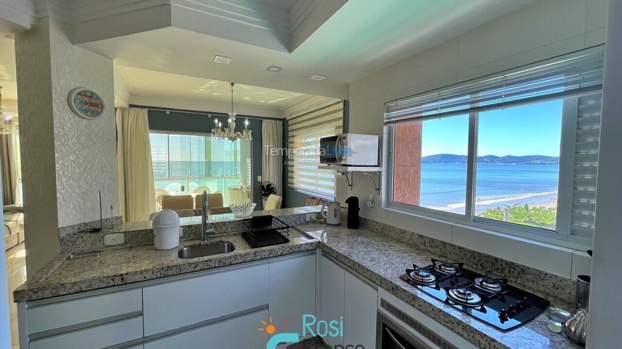 Apartment for vacation rental in Itapema (Meia Praia)