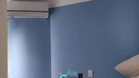 Apartamento de 2 dormitorios vista al mar Itapema SC