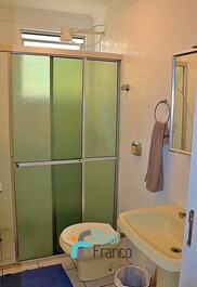 Apartamento de 2 dormitorios vista al mar Itapema SC