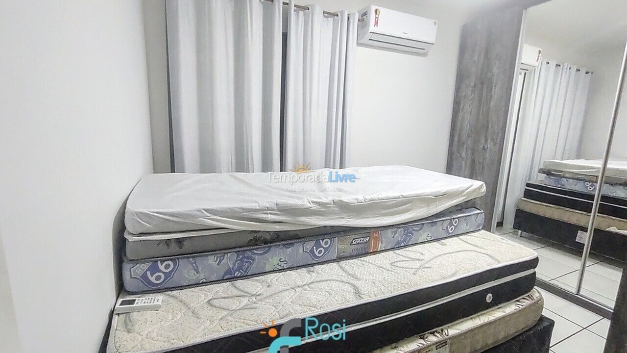 Apartment for vacation rental in Itapema (Meia Praia)