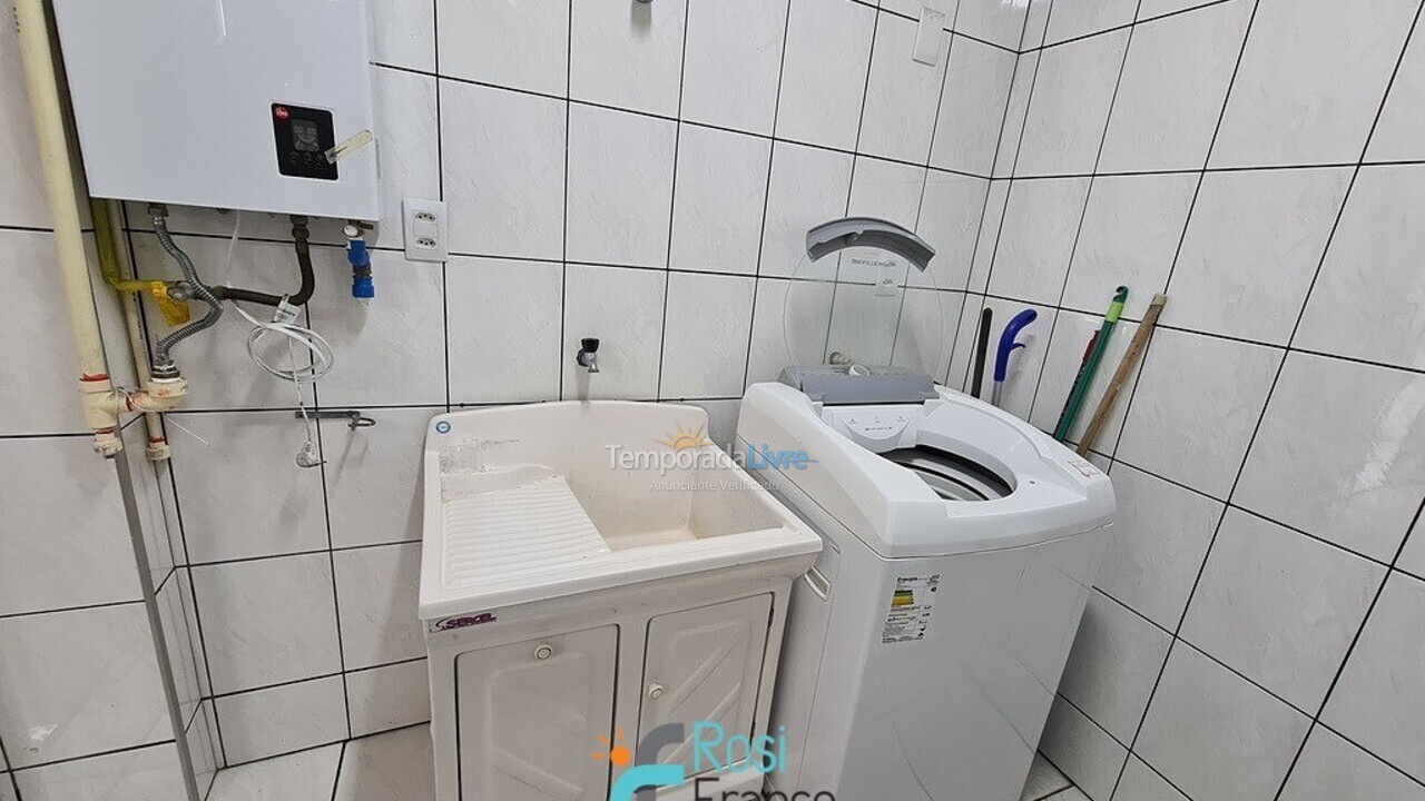 Apartment for vacation rental in Itapema (Meia Praia)