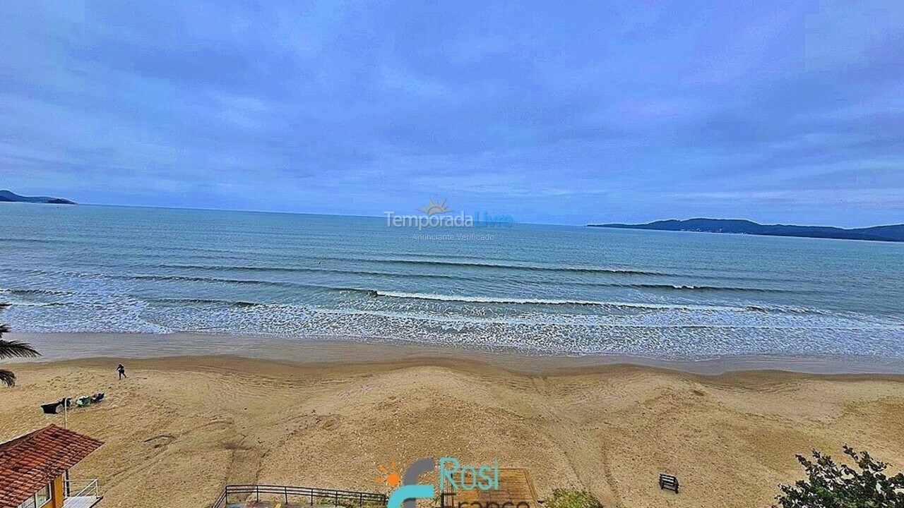 Apartment for vacation rental in Itapema (Meia Praia)