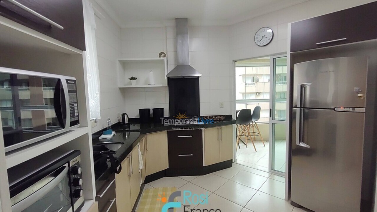 Apartamento para alquiler de vacaciones em Itapema (Meia Praia)