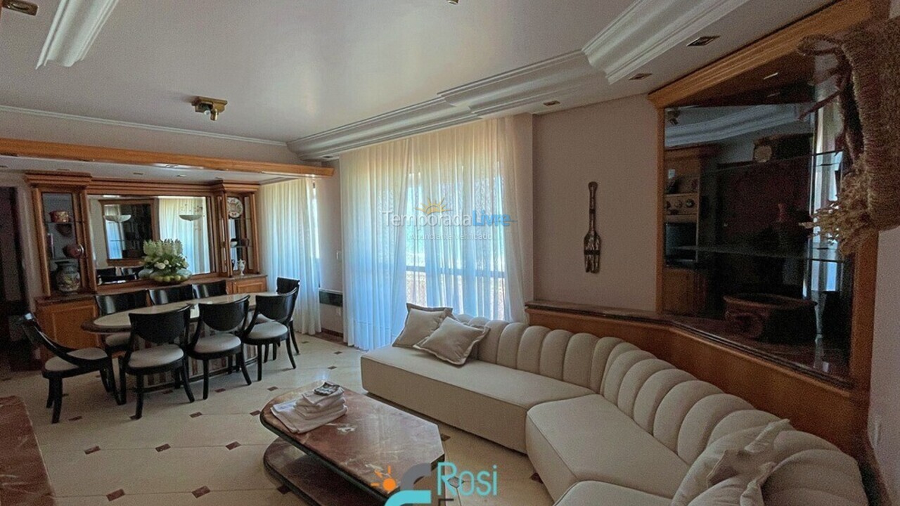 Apartamento para aluguel de temporada em Itapema (Meia Praia)