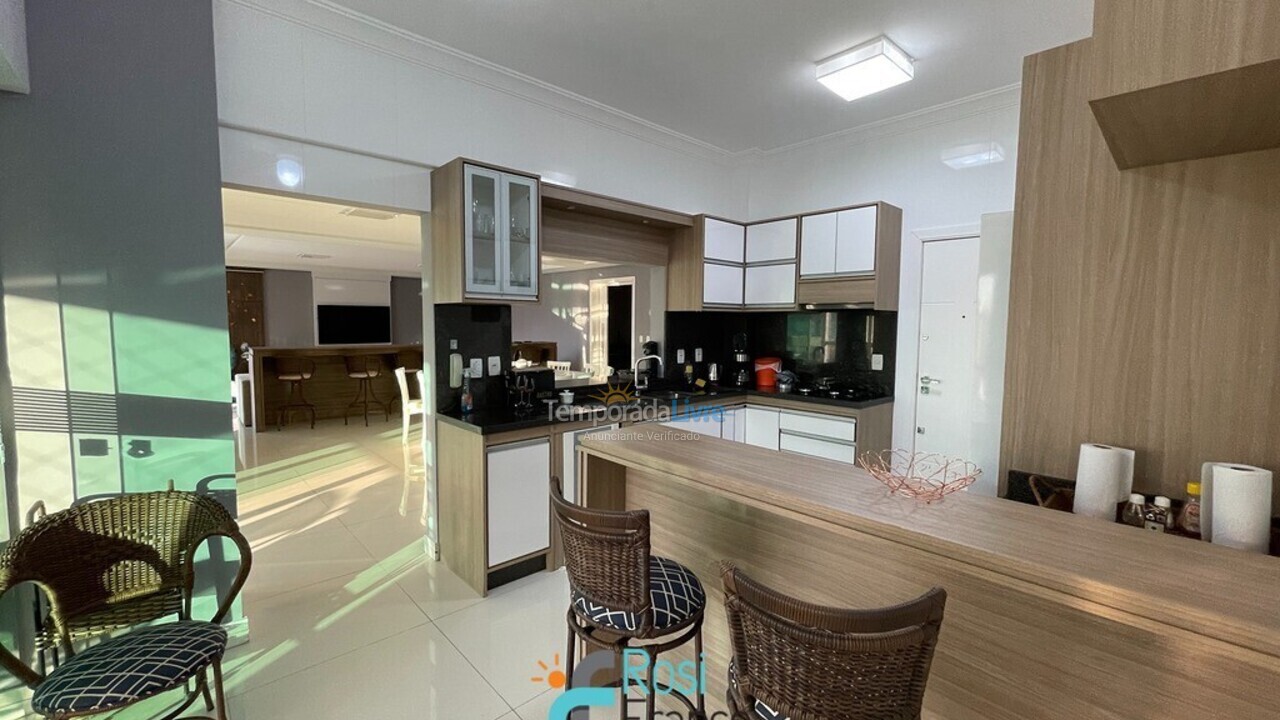 Apartamento para alquiler de vacaciones em Itapema (Meia Praia)