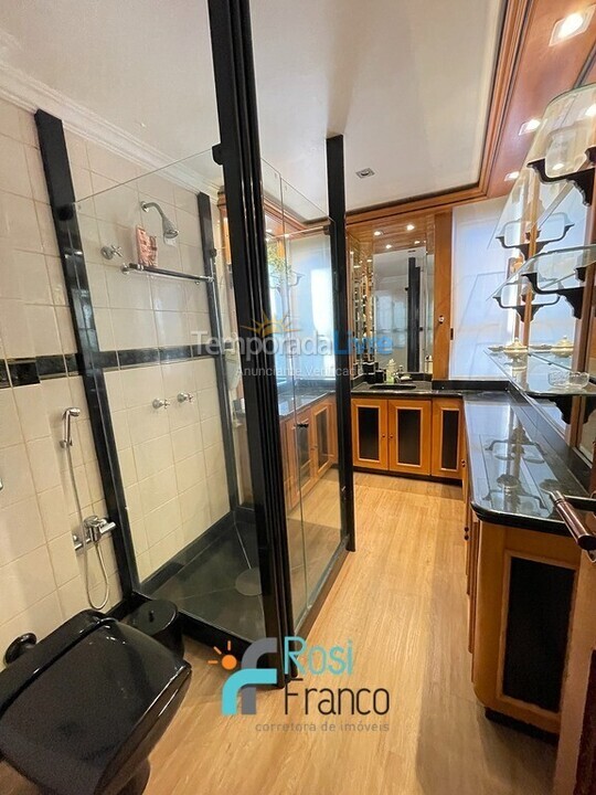 Apartamento para aluguel de temporada em Itapema (Meia Praia)