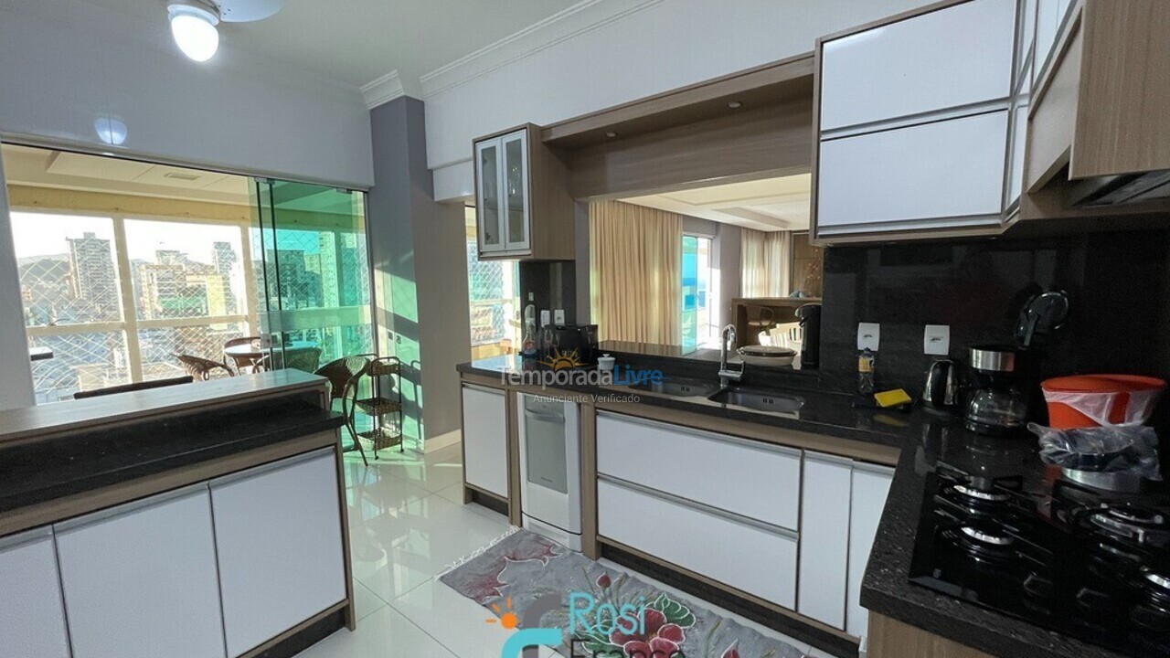 Apartamento para alquiler de vacaciones em Itapema (Meia Praia)