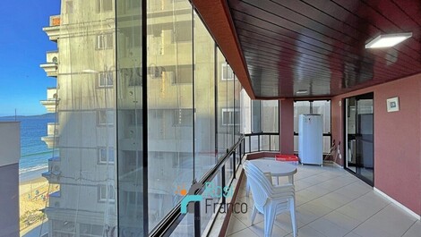 Apartamento 3 dormitórios quadra mar Meia Praia