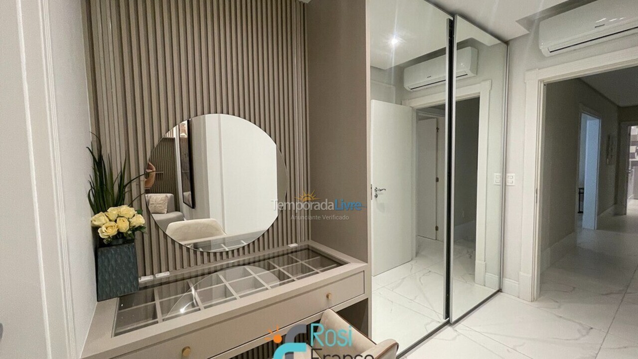 Apartamento para alquiler de vacaciones em Itapema (Meia Praia)