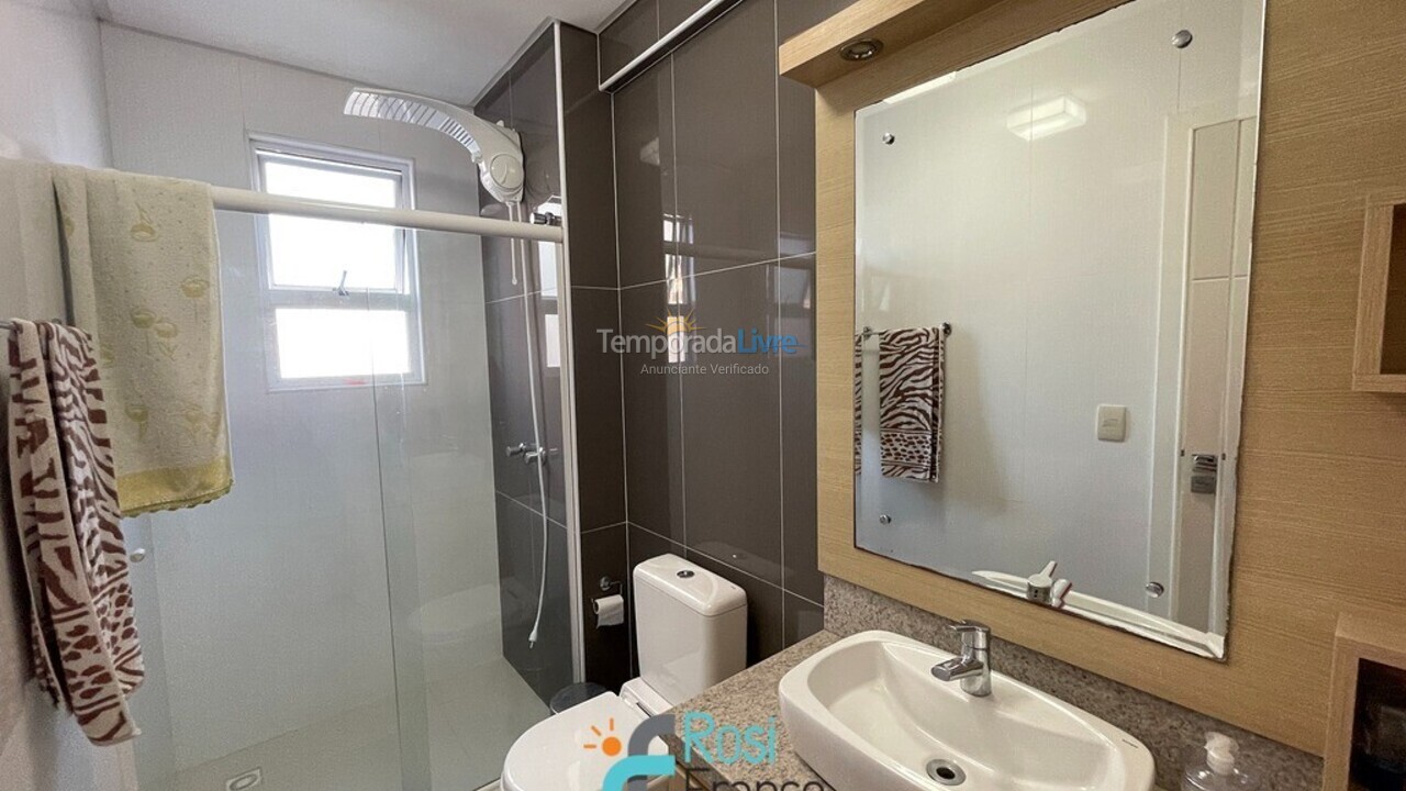 Apartamento para alquiler de vacaciones em Itapema (Meia Praia)