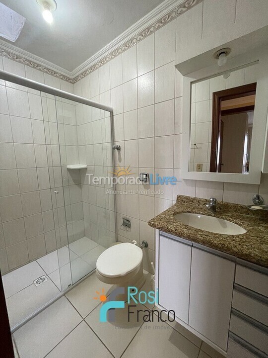 Apartamento para aluguel de temporada em Itapema (Meia Praia)