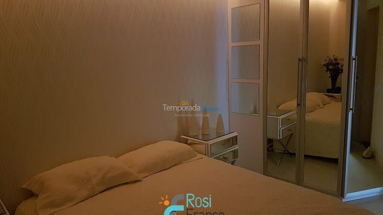 Apartment for vacation rental in Itapema (Meia Praia)