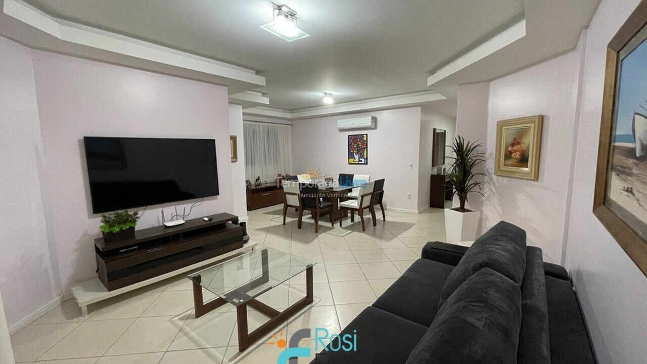 Apartment for vacation rental in Itapema (Meia Praia)