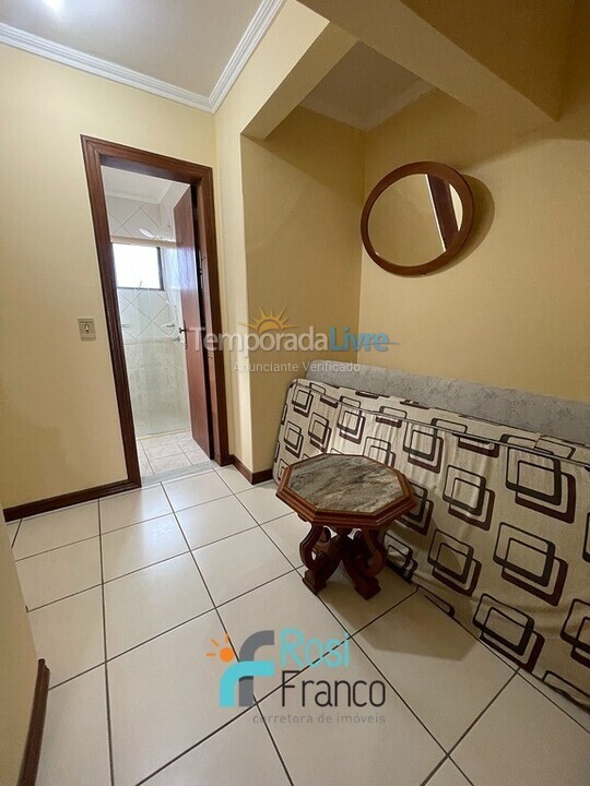 Apartamento para aluguel de temporada em Itapema (Meia Praia)