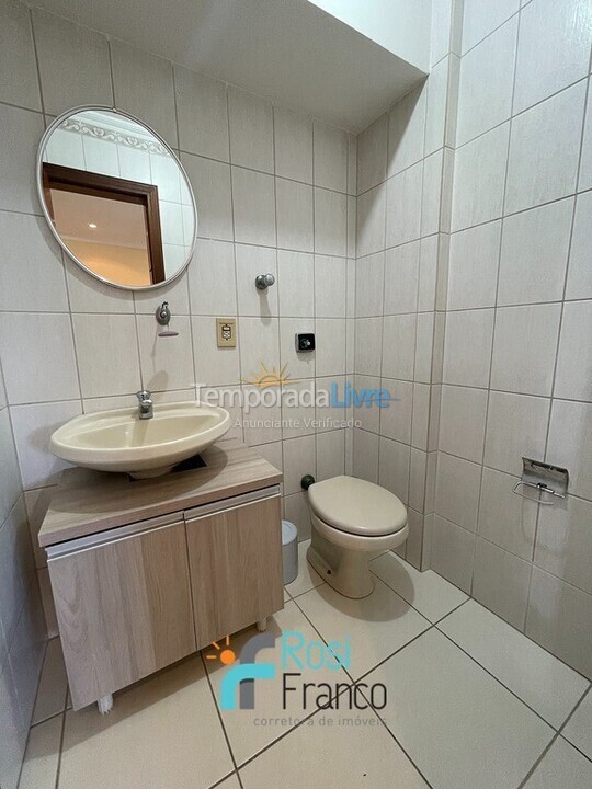 Apartamento para aluguel de temporada em Itapema (Meia Praia)