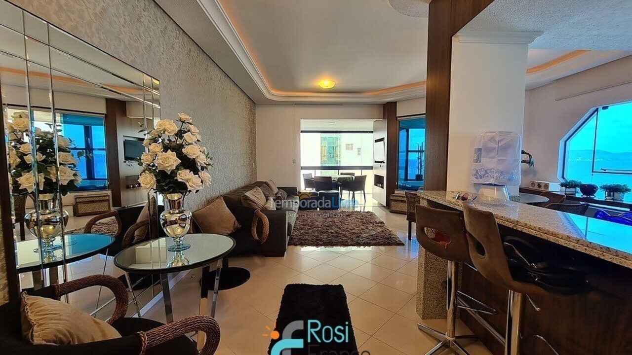 Apartamento para alquiler de vacaciones em Itapema (Meia Praia)