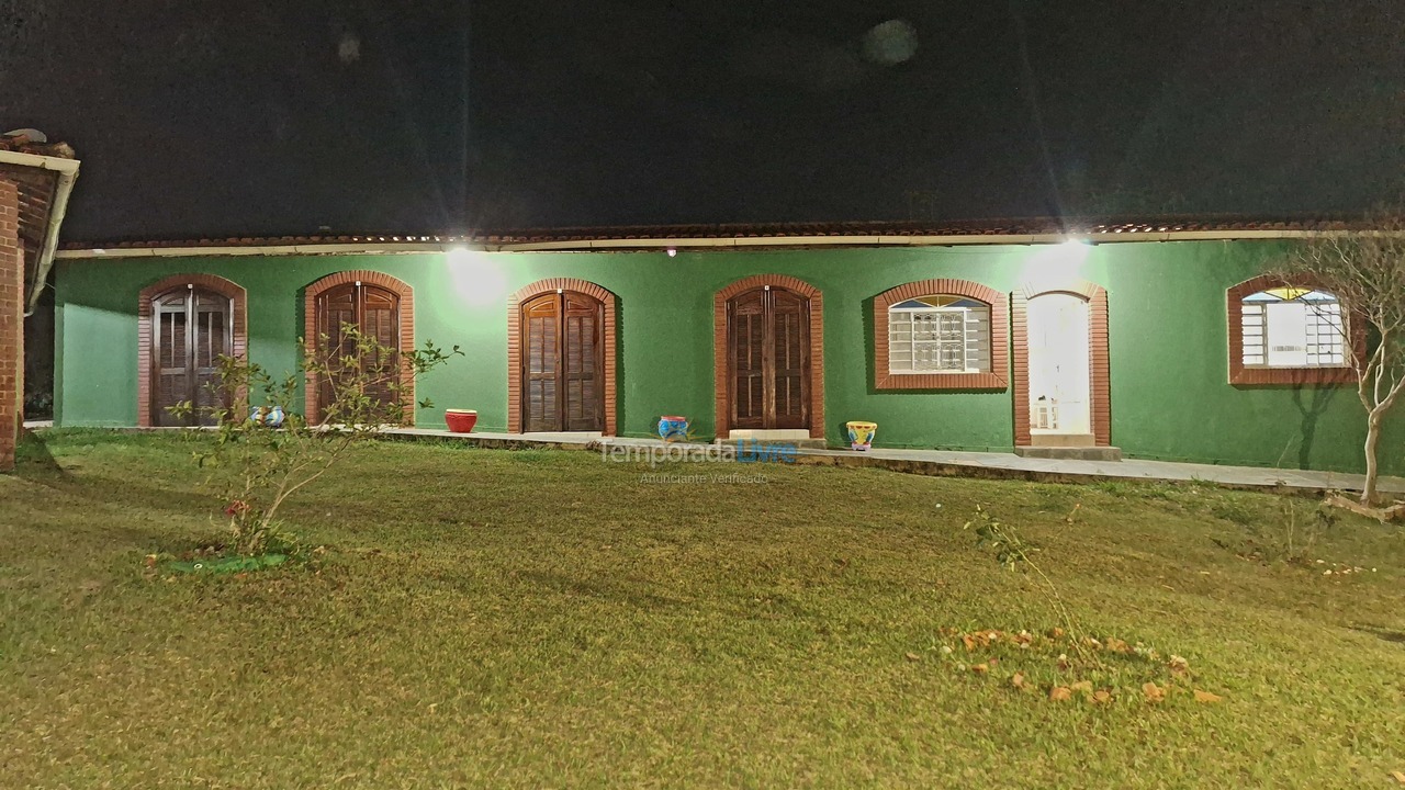 Granja para alquiler de vacaciones em Mairinque (Dona Catarina)