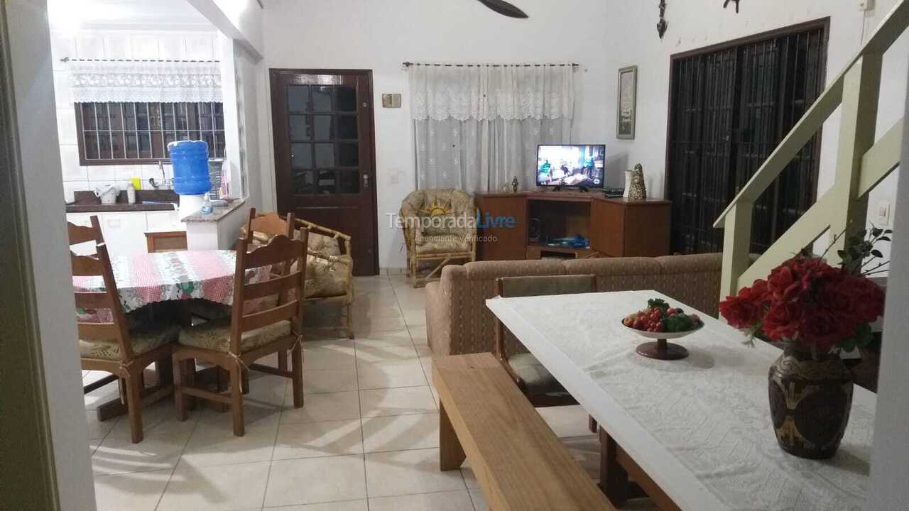 Casa para aluguel de temporada em Bertioga (Praia de Boracéia Bertioga)