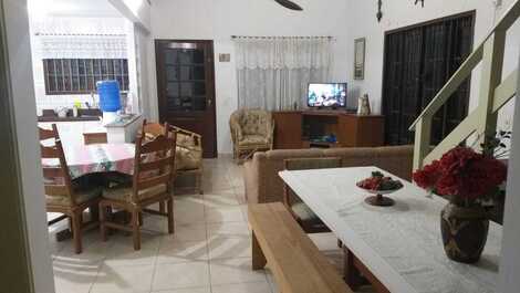 ALUGO CASA PARA TEMPORADA EM BORACEIA/BERTIOGA