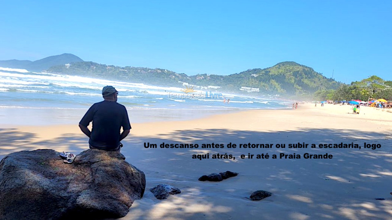 Apartamento para aluguel de temporada em Ubatuba (Praia das Toninhas)