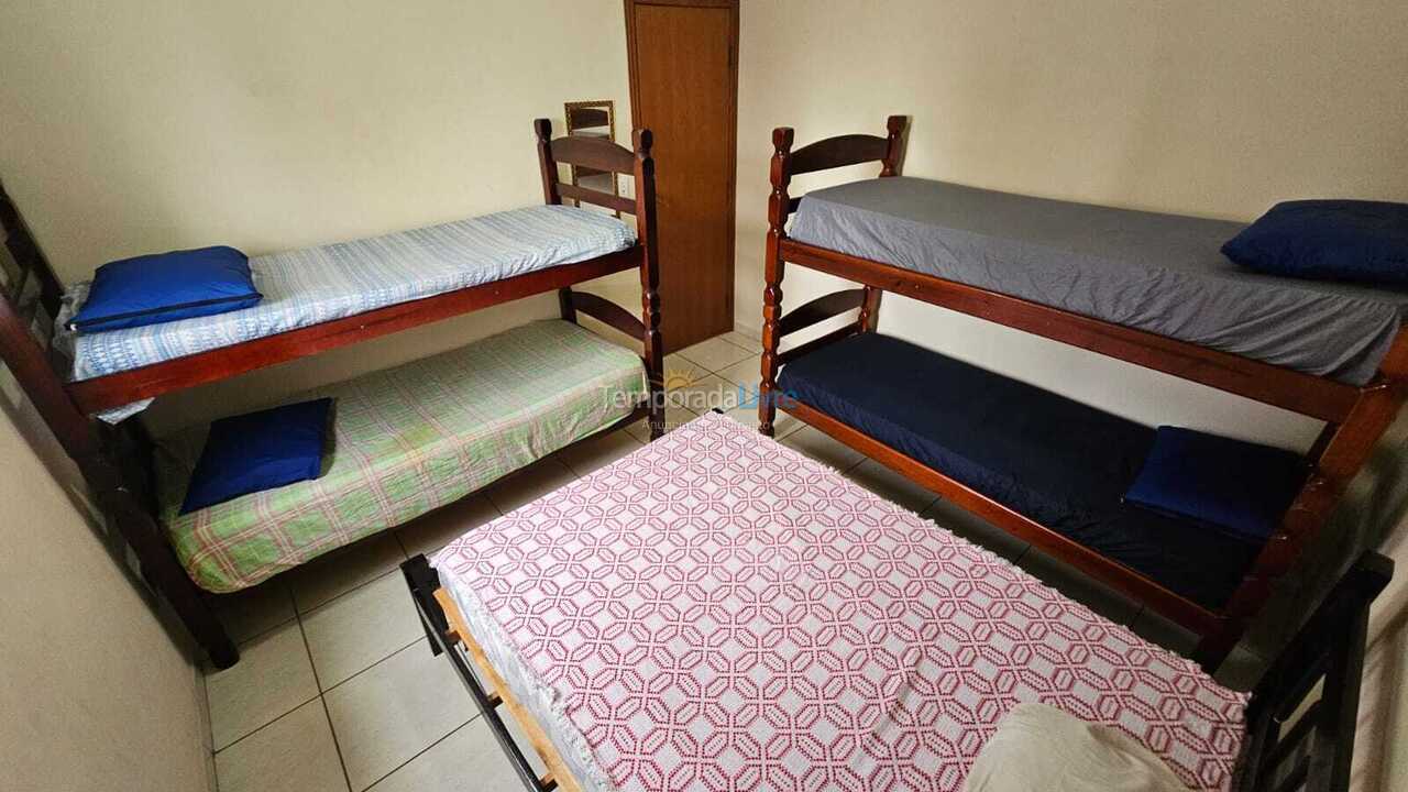 Apartamento para aluguel de temporada em Praia Grande (Aviação)