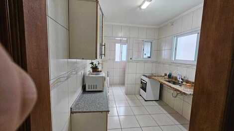 Apartamento de Temporada em Praia Grande Para 6 Pessoas.