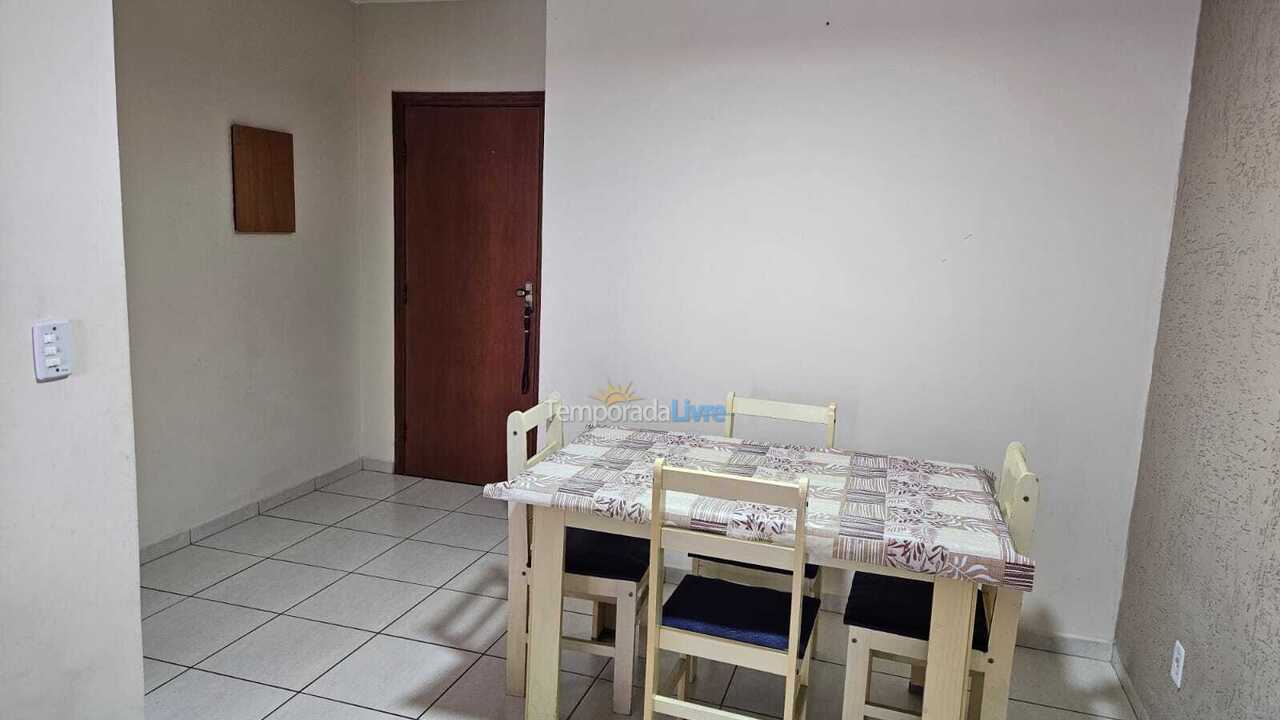 Apartamento para aluguel de temporada em Praia Grande (Aviação)