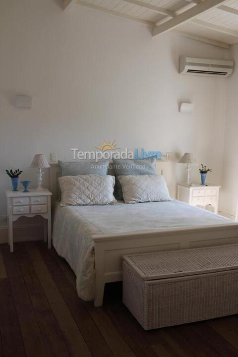 Casa para aluguel de temporada em São Sebastião (Barra do Una)