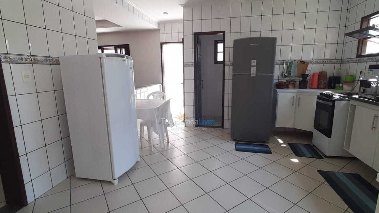 Casa para alquiler de vacaciones em Camaçari (Barra do Jacuípe)