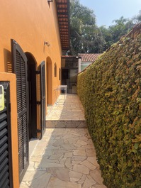 COSTA DO SOL GUARATUBA, AR CONDIC, PISCINA AQUECIDA, WI FI, 4 SUÍTES.