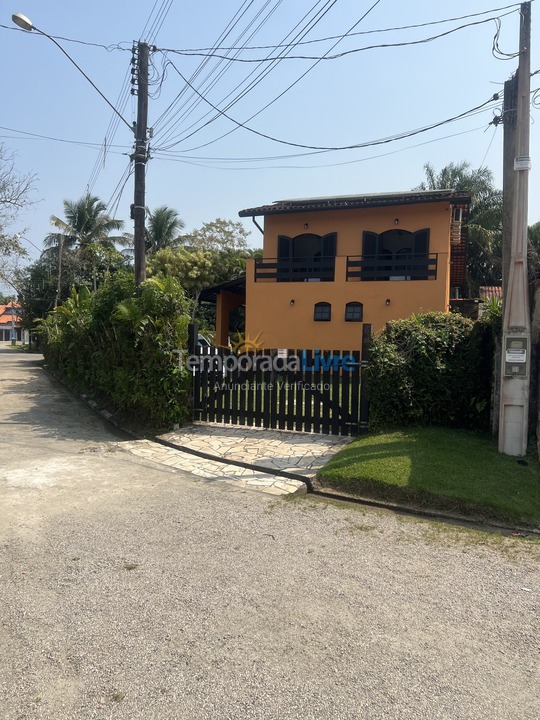 Casa para aluguel de temporada em Bertioga (Praia de Guaratuba)