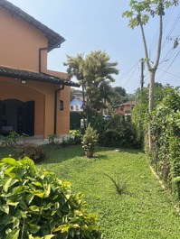 COSTA DO SOL GUARATUBA, AR CONDIC, PISCINA AQUECIDA, WI FI, 4 SUÍTES.