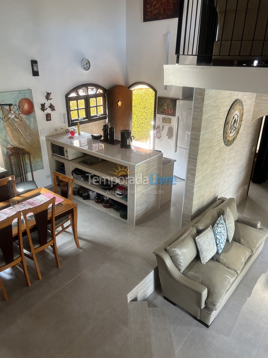 Casa para aluguel de temporada em Bertioga (Praia de Guaratuba)