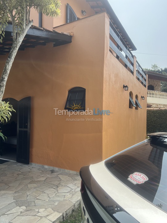 Casa para aluguel de temporada em Bertioga (Praia de Guaratuba)