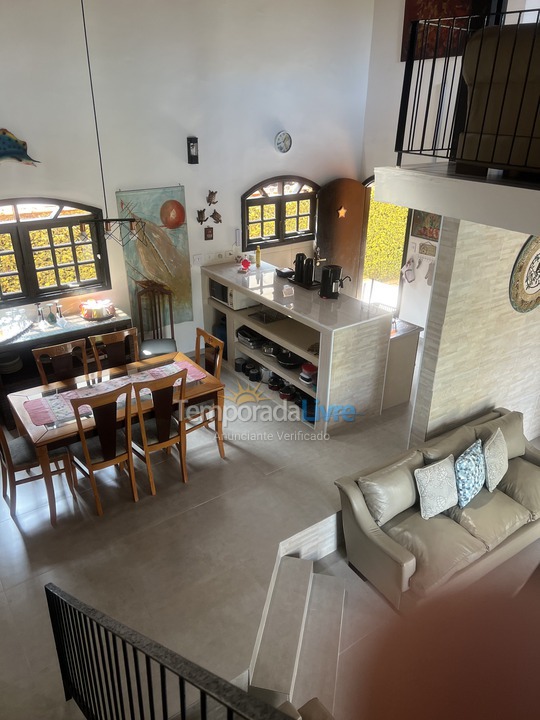 Casa para aluguel de temporada em Bertioga (Praia de Guaratuba)