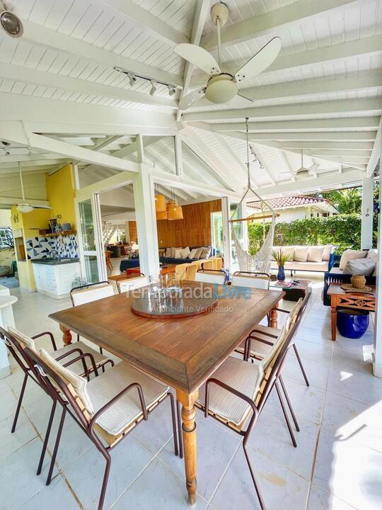 Casa para aluguel de temporada em São Sebastião (Juquehy)