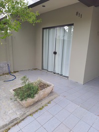 Beautiful two-story house, 150 meters, beachfront in Enseada, São Francisco do Sul.