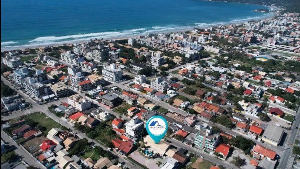 Casa para aluguel de temporada em Bombinhas (Praia de Bombinhas)