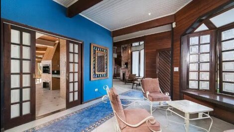 CASA À 50m DA PRAIA DE MARISCAL P/30 PESSOAS, COM PISCINA, 07 SUÍTES