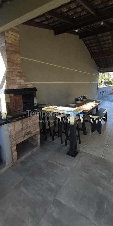 Casa para alquiler de vacaciones em Itapoá (Balneário Cambiju)